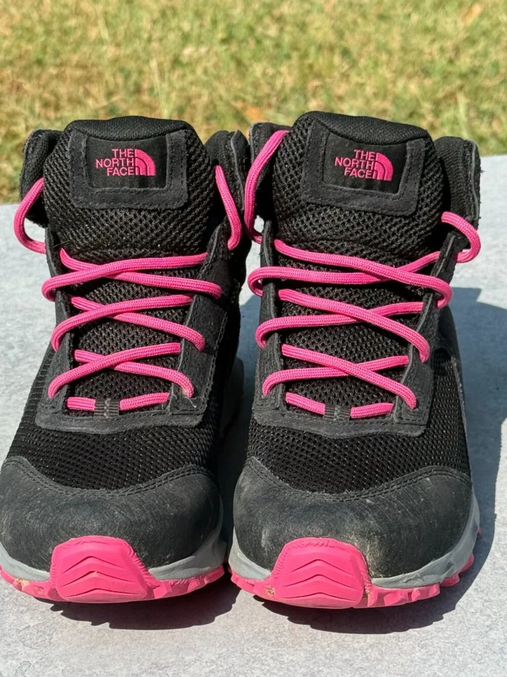 The North Face Hedgehog Hiker II Youth 4 Black Pink Waterproof Trail Boots 4216